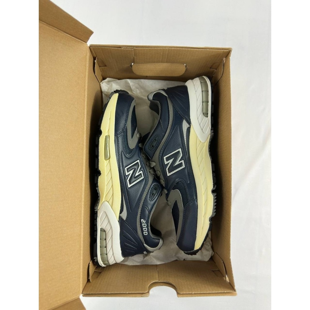 New Balance 2000 Limited Edition 'Navy Grey White' M2000NV Men's Size 7.5 - Picture 13 of 14